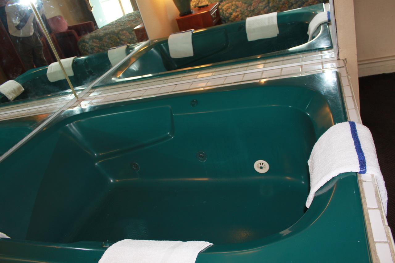 Knights Inn Индианаполис Номер фото